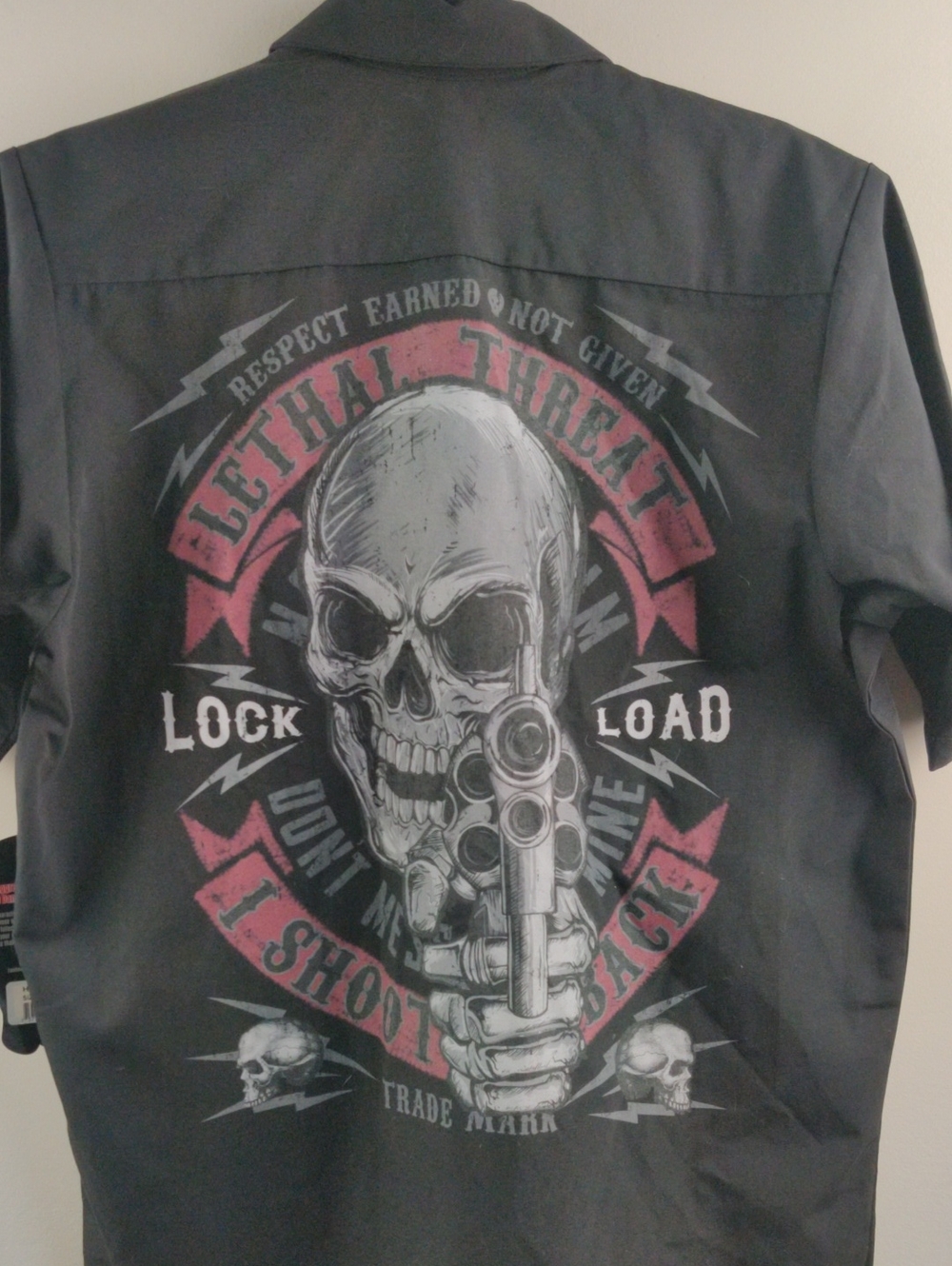 Men's Black Casual Button-Down Shirt with Graphic Skull Print